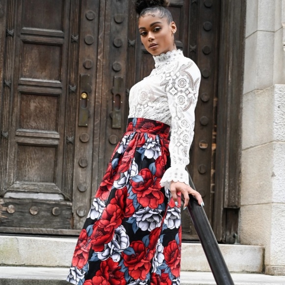 New BOHO Chantel Lantern Lace Sleeve Top - Picture 4 of 8